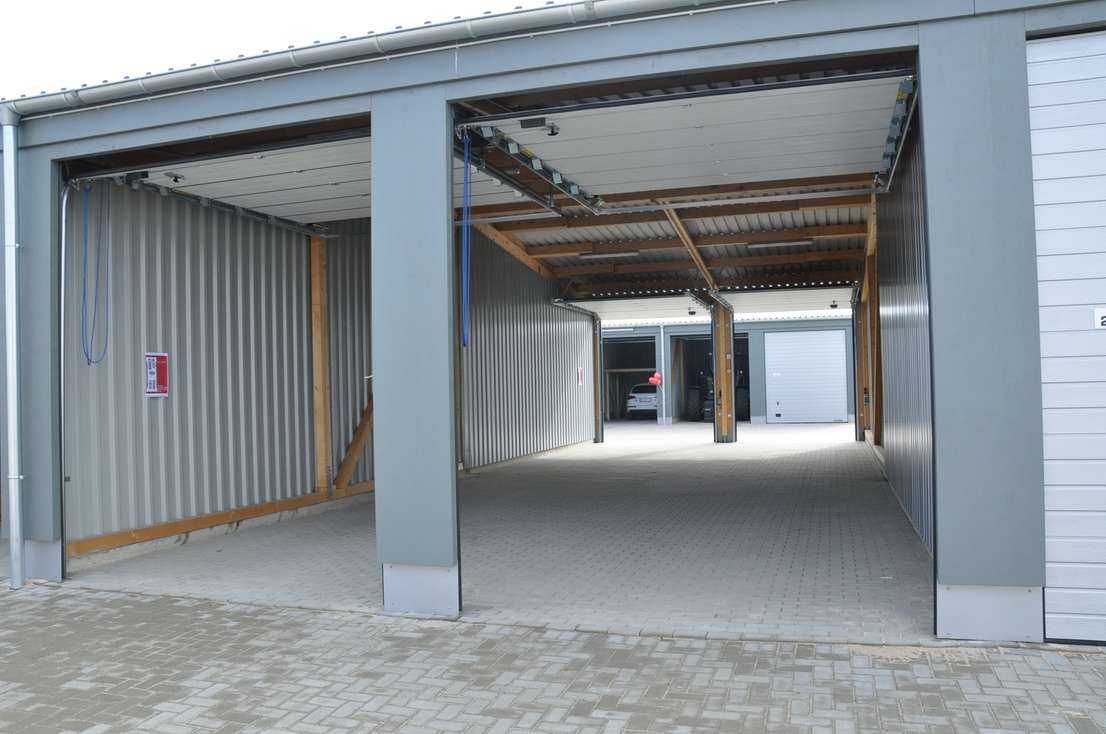 Halle MEGA XXL - Garage | authentic Großgarage | Lagerplatz mieten